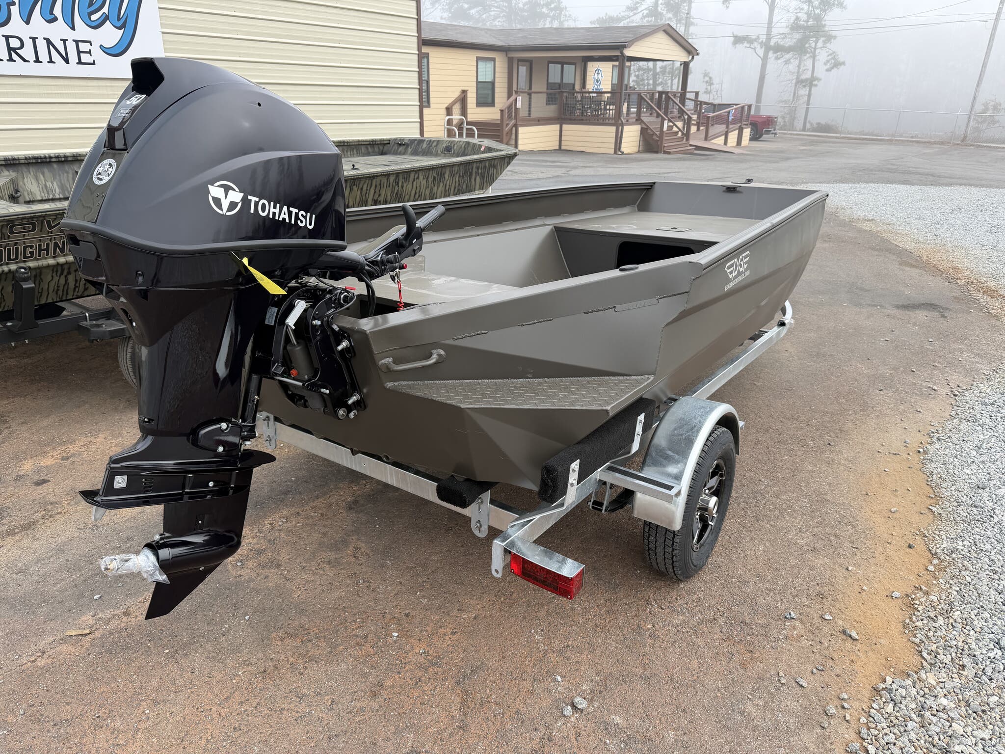 New 2026 Edge Duck Boats Sportsman Series 656DB MID DECK, 31907