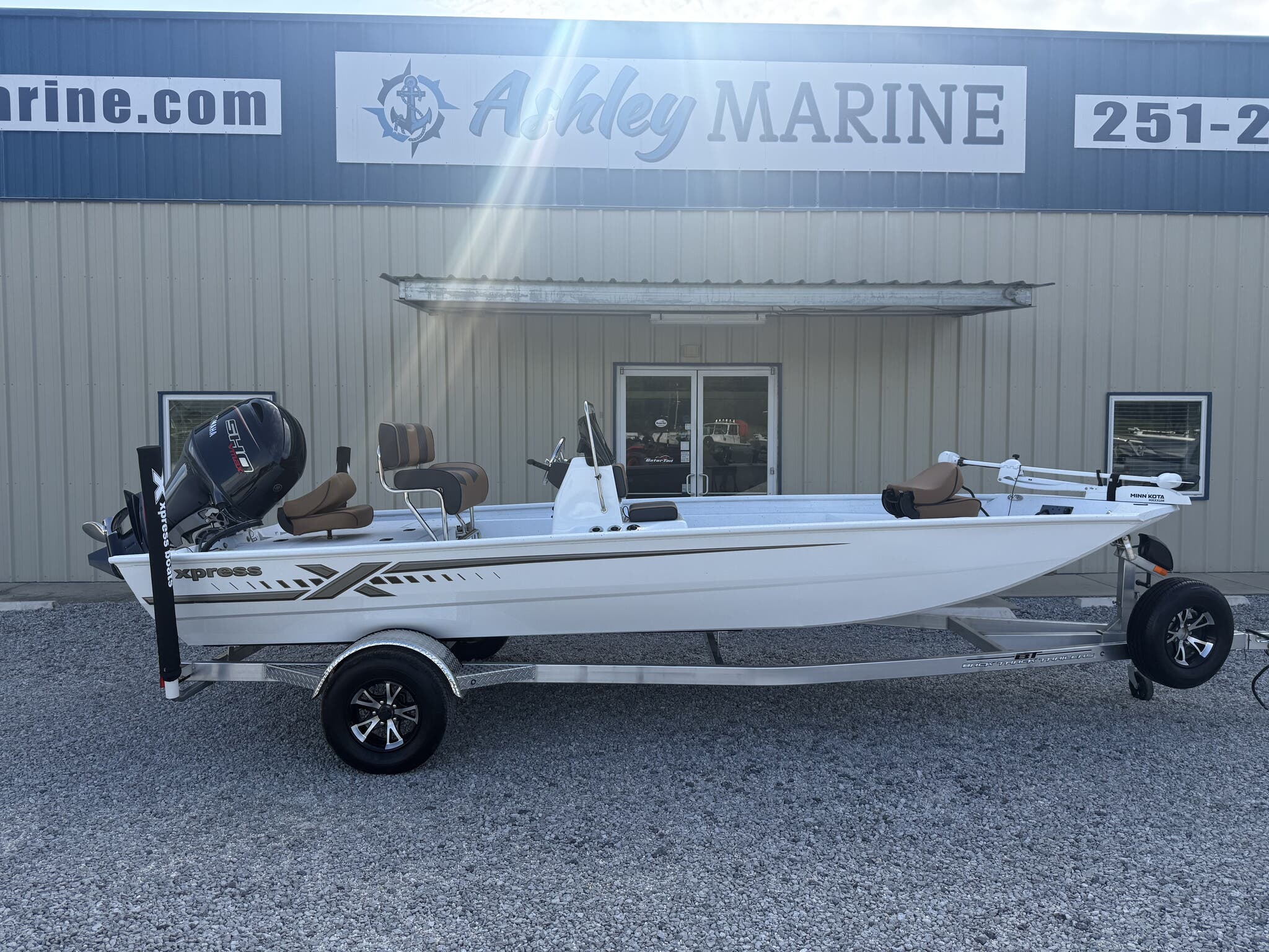 New 2027 Xpress Xplorer CC Bay Series XP20CC, 31907 Columbus