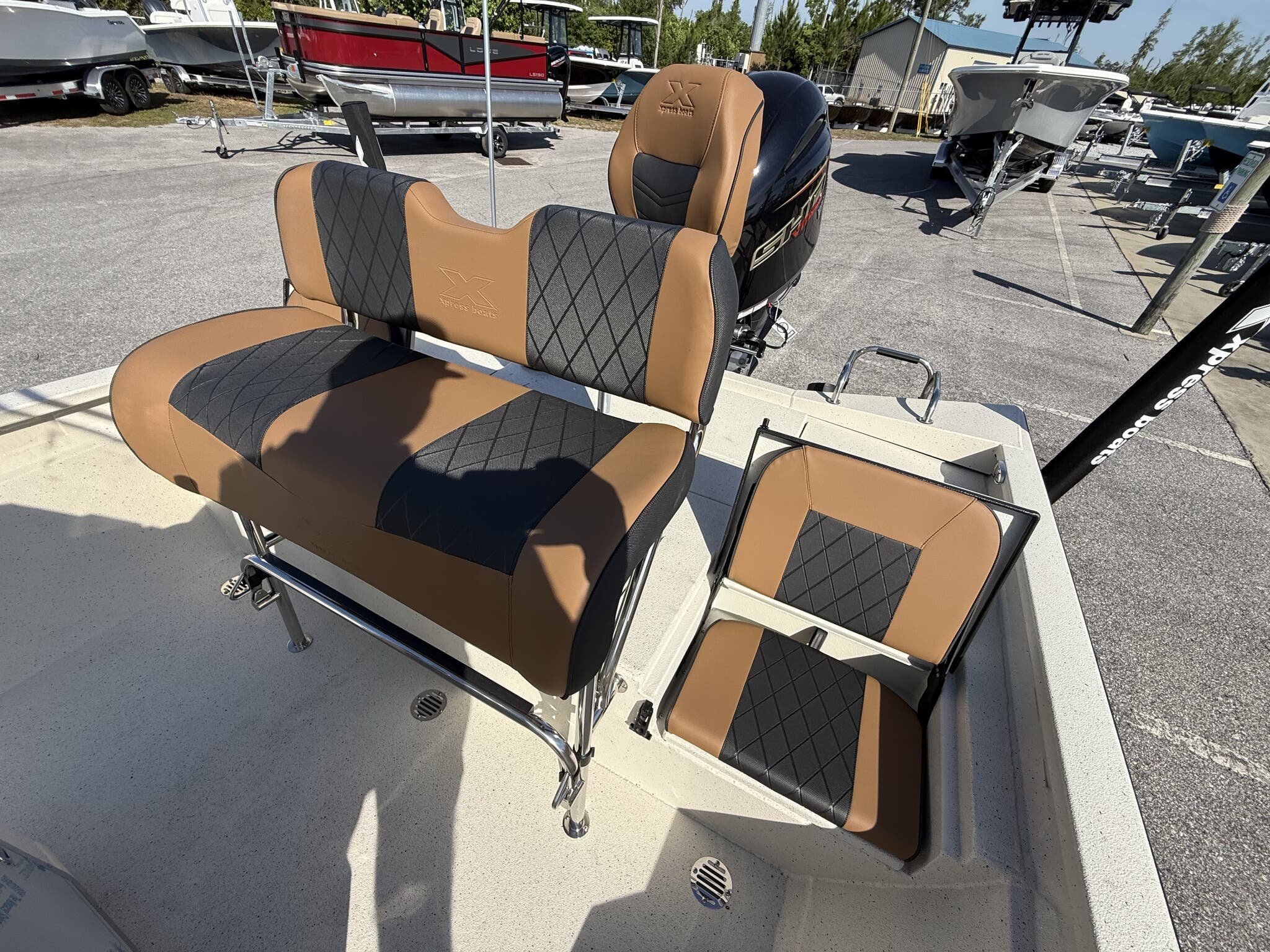 New 2026 Xpress Hyper-Lift Bay Series H22B, 32502 Pensacola - Boat