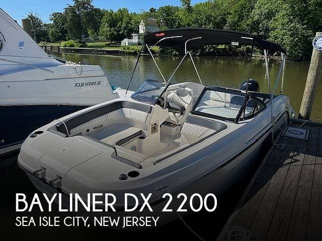 2022 Bayliner DX 2200