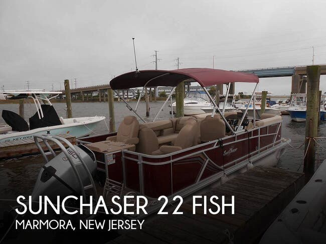 2022 Sunchaser  22 Fish