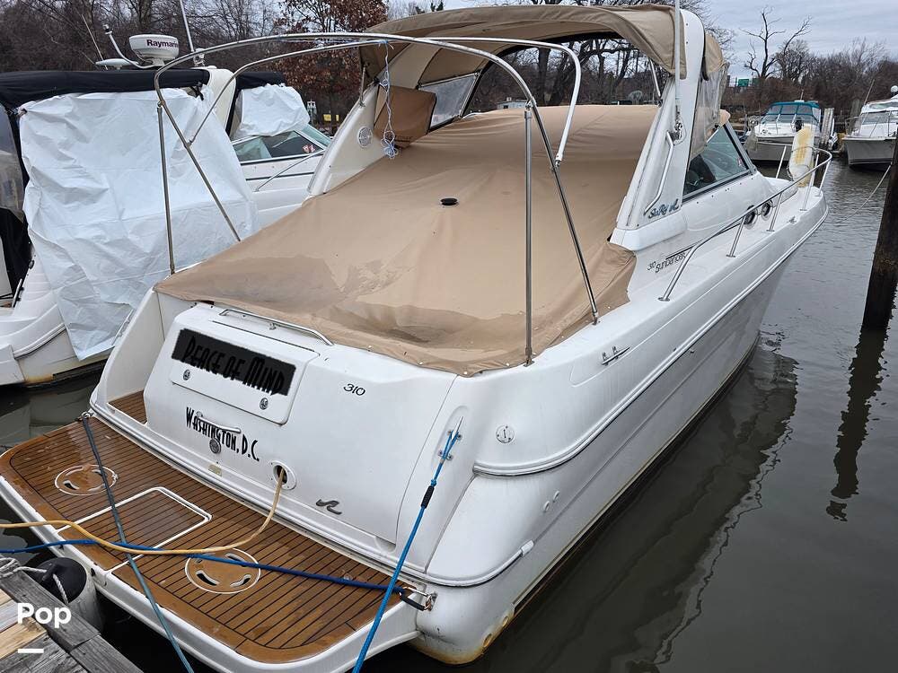 Email now about this Express Cruiser - 2000 Sea Ray Sundancer 310! Slide #4