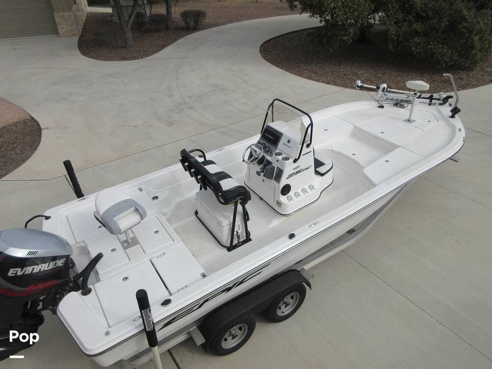 Email now about this Bay Boat - 2015 Epic 25SC! Slide #2