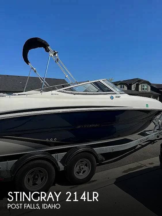 2017 Stingray  214LR