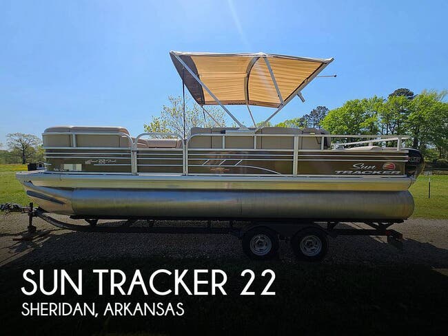 2023 Sun Tracker  SF 22 DLX
