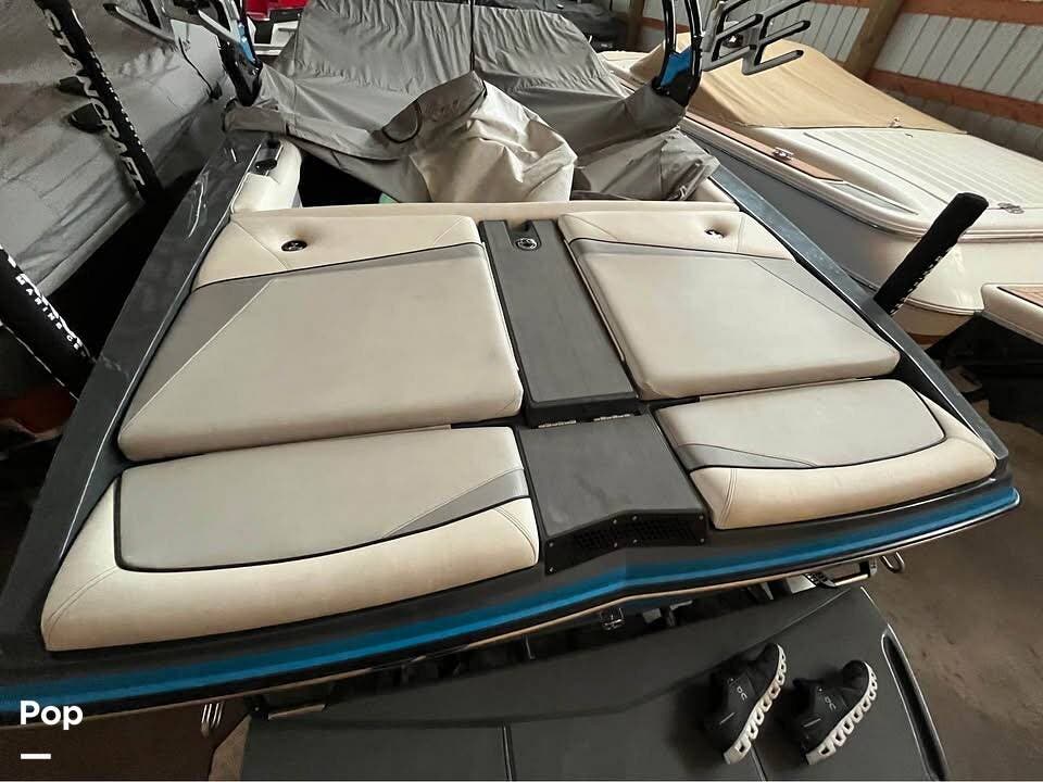 Email now about this Ski & Wakeboard - 2021 Centurion VI24! Slide #3