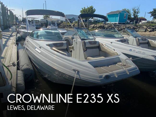 2023 Crownline XS E235