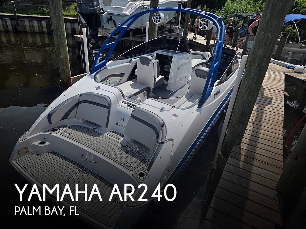 2020 Yamaha AR240