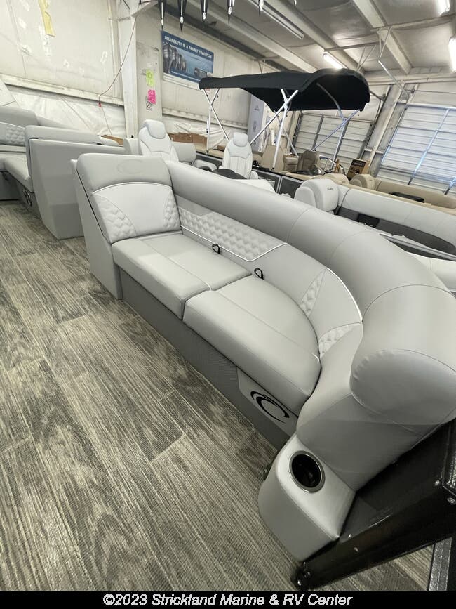 Crest Pontoons Classic Platinum 220 SLS Seneca South Carolina South
