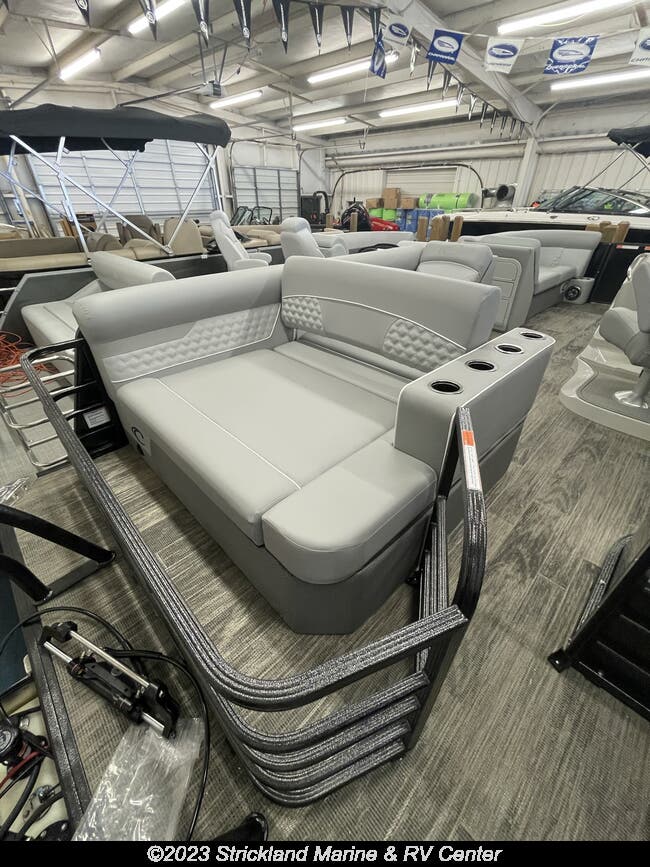 Crest Pontoons Classic Platinum 220 SLS Seneca South Carolina South