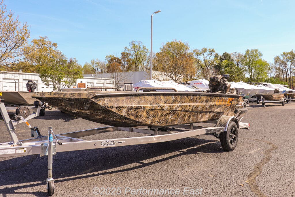 2025 Excel 1751 SHALLOW WATER V FRONT F4