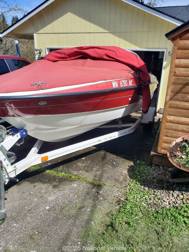 Email now about this Other Power Boats - 2008 Bayliner 185 Bowrider! Slide #1