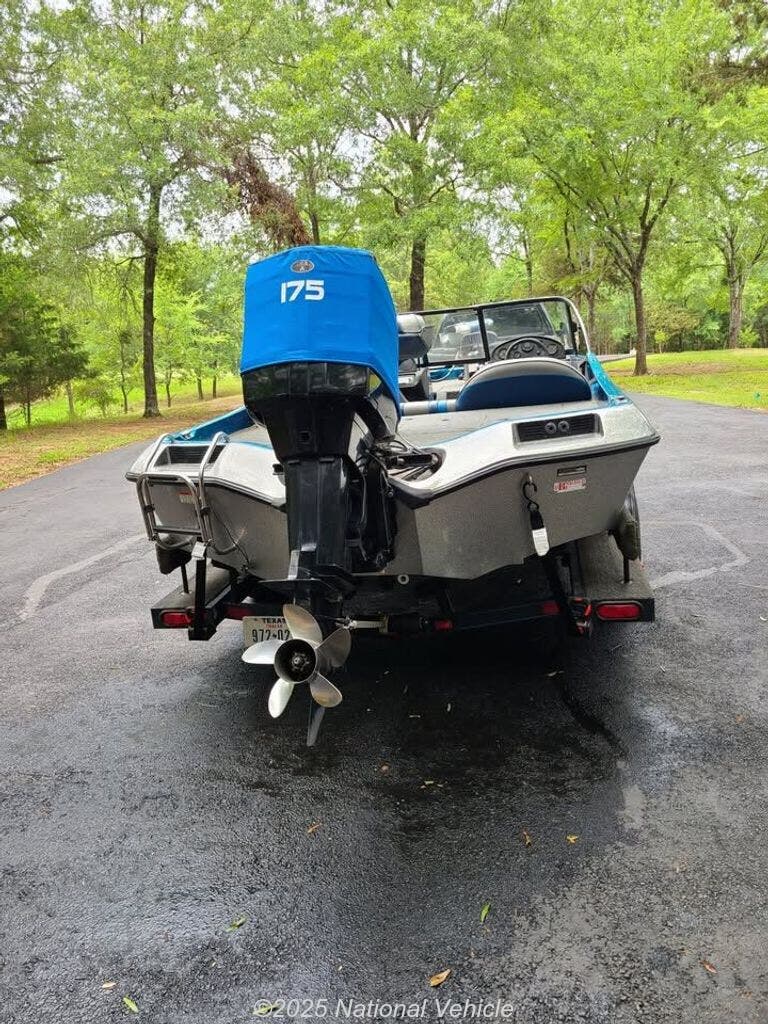 Email now about this Bass Boat - 1996 Ranger 397VS! Slide #2
