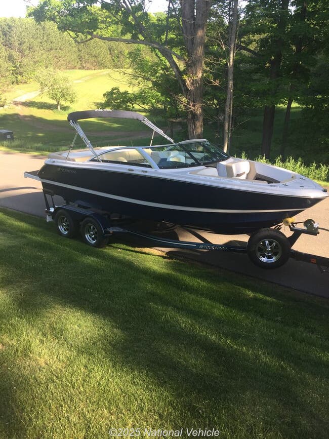 2019 Four Winns  H210