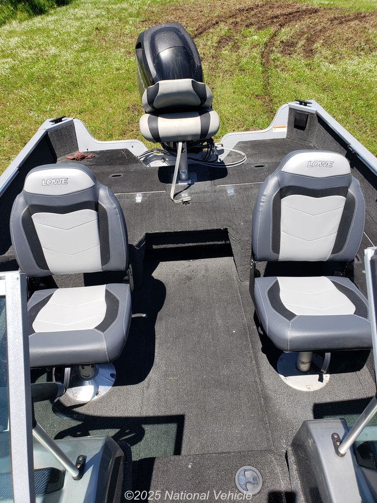 Email now about this Other Power Boats - 2013 Lowe Pro Fishing machine 165! Slide #4