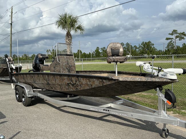 2026 Xpress Hyper-Lift Bay Series 210 BAY-175 HP