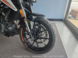 2022 Duke 390 by KTM from Roughin' It Inc in Madison, Ohio