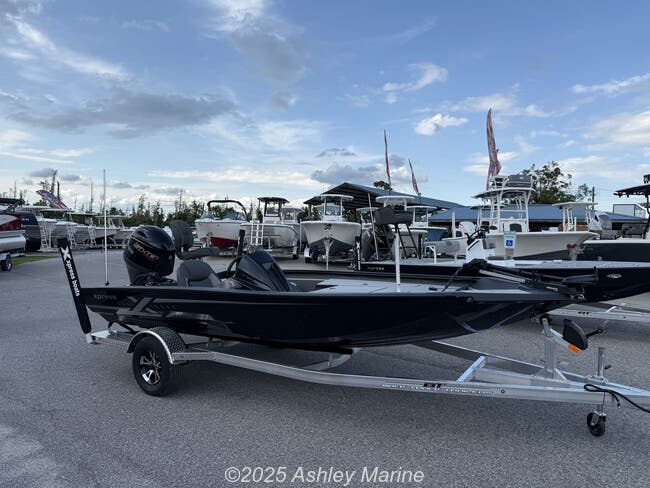 2025 Skeeter ZXR Series ZXR20 COLOR 4