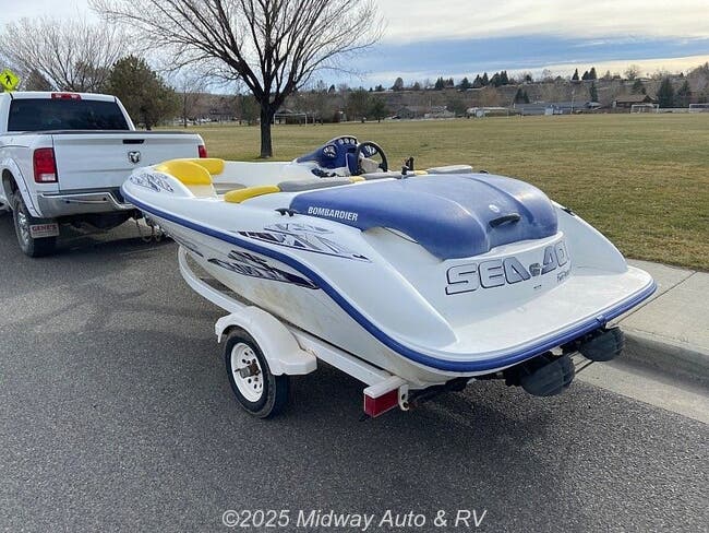 2001 Sea-Doo Challenger Boat