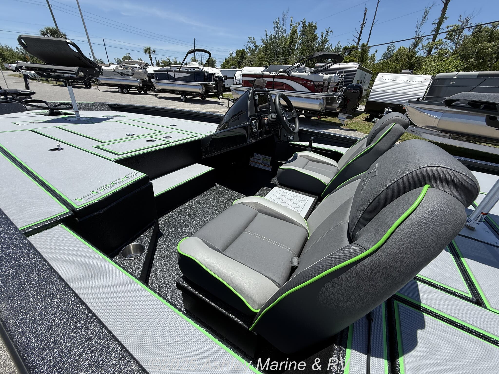 Email now about this Bass Boat - 2025 Xpress Hyper-Lift Crappie Series H20 CRAPPIE! Slide #2