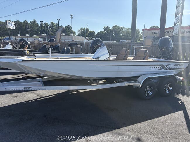 2026 Xpress Hyper-Lift Crappie Series H20 CRAPPIE