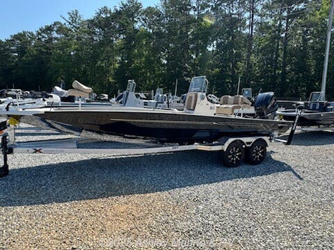 2026 Xpress Hyper-Lift Bay Series H24 BAY