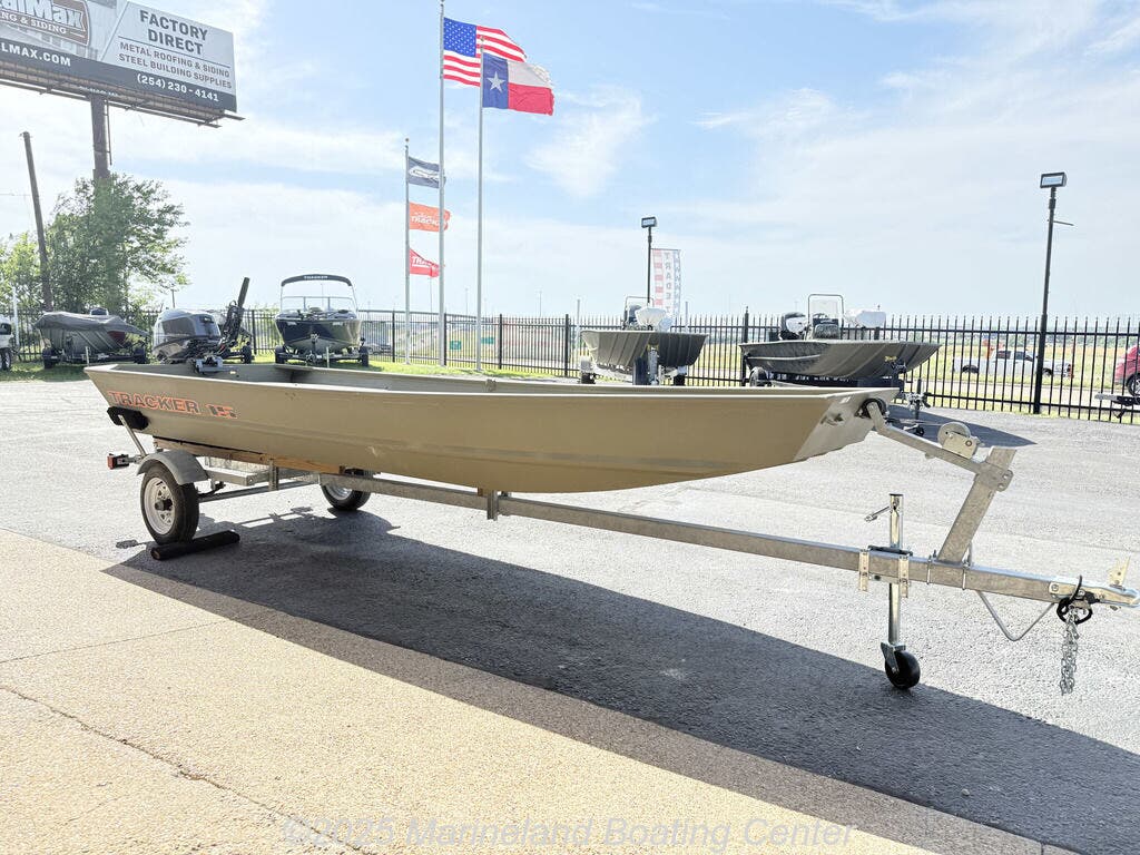 Email now about this Jon Boat - 2025 Tracker Boats Grizzly® 15 Jon! Slide #4