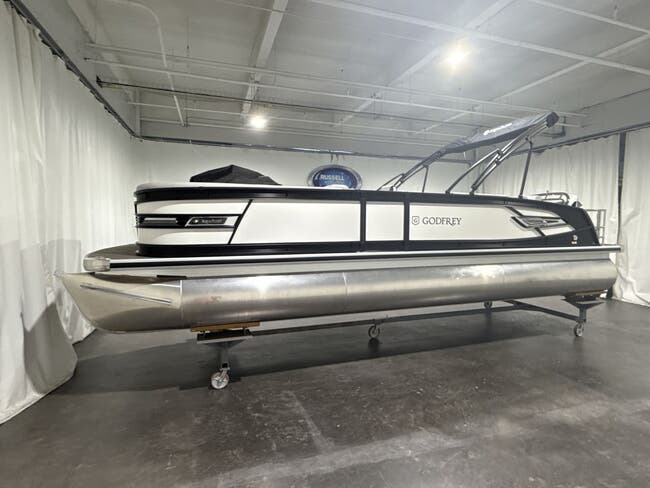 New 2025 Godfrey AquaPatio AQUA PATIO AP275SFL available in Alexander City, Alabama