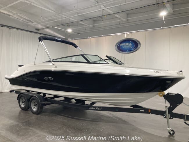 2025 Sea Ray  SPX230