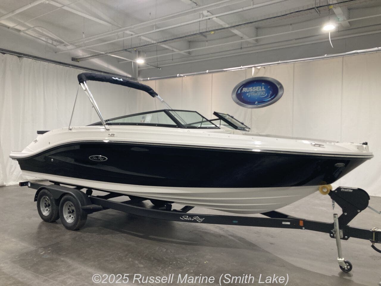 2025 Sea Ray SPX230