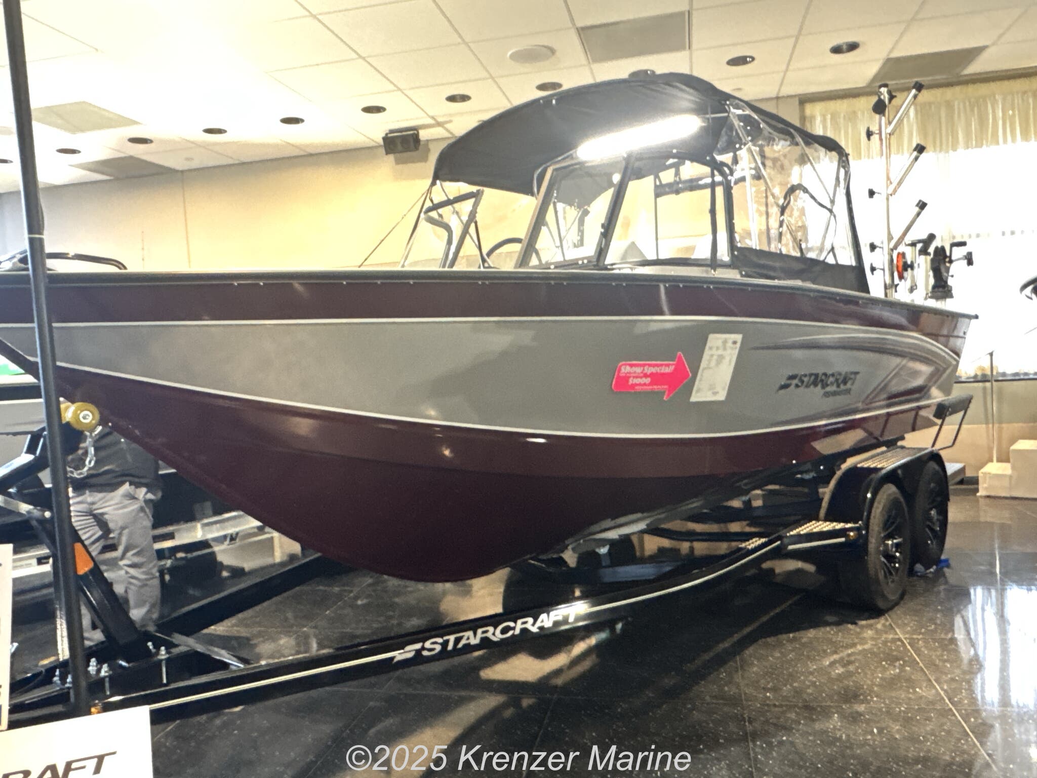 2025 Starcraft Marine Fishmaster 196